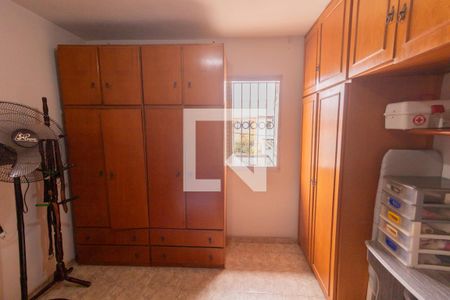 Casa à venda com 90m², 3 quartos e 2 vagasQuarto 2