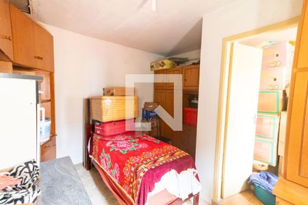 Casa à venda com 90m², 3 quartos e 2 vagasQuarto de Serviço