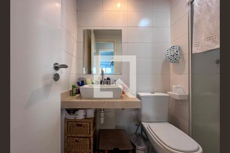 Apartamento à venda com 80m², 2 quartos e 1 vagaBanheiro Social