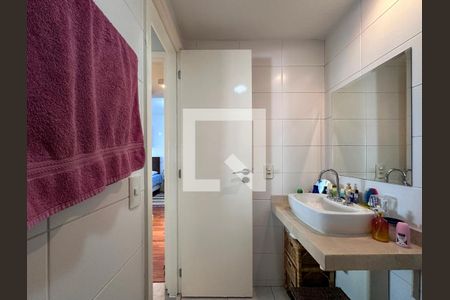 Apartamento à venda com 80m², 2 quartos e 1 vagaBanheiro Social