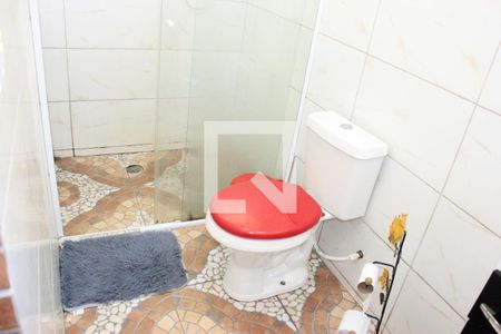 Banheiro de casa à venda com 2 quartos, 127m² em Jardim Monte Carmelo, Guarulhos