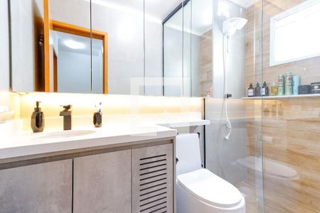 Casa de condomínio à venda com 61m², 2 quartos e 1 vaga Casa de condomínio à venda com 61m², 2 quartos e 1 vagaBanheiro