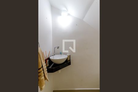 Lavabo de casa de condomínio à venda com 2 quartos, 61m² em Vila Mazzei, São Paulo