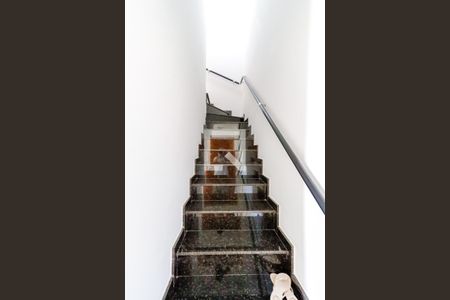 Escada Quartos de casa de condomínio à venda com 2 quartos, 61m² em Vila Mazzei, São Paulo