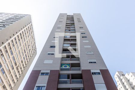 Apartamento à venda com 65m², 1 quarto e 2 vagasFachada