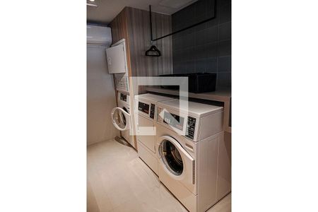 Studio para alugar com 33m², 1 quarto e sem vaga Studio para alugar com 33m², 1 quarto e sem vagaÁrea comum - Lavanderia