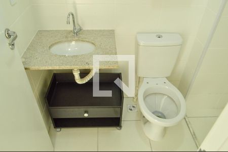 Banheiro de apartamento para alugar com 1 quarto, 50m² em Pechincha, Rio de Janeiro