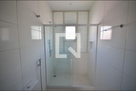 Apartamento à venda com 82m², 2 quartos e sem vaga Apartamento à venda com 82m², 2 quartos e sem vagaBanheiro