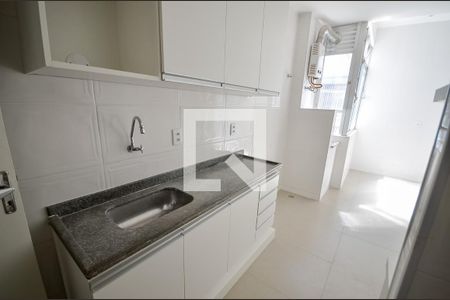 Apartamento à venda com 82m², 2 quartos e sem vaga Apartamento à venda com 82m², 2 quartos e sem vagaCozinha e Área de Serviço