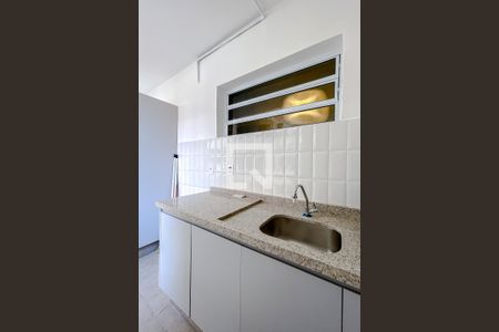Apartamento à venda com 140m², 3 quartos e 1 vagaÁrea de Serviço