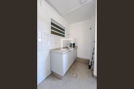 Apartamento à venda com 140m², 3 quartos e 1 vagaÁrea de Serviço