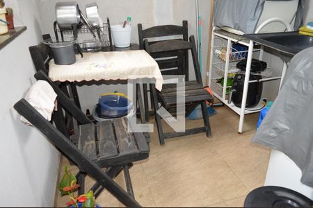 Apartamento à venda com 76m², 3 quartos e 1 vagaÁrea de Serviço