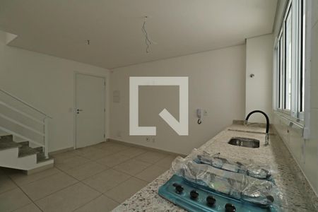 Sala/Cozinha de apartamento à venda com 2 quartos, 95m² em Vila Pires, Santo André