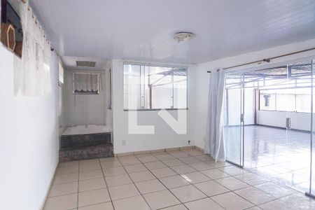 Casa para alugar com 120m², 2 quartos e 2 vagas Casa para alugar com 120m², 2 quartos e 2 vagasbanheira hidro
