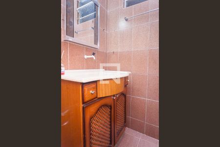 Casa para alugar com 120m², 2 quartos e 2 vagas Casa para alugar com 120m², 2 quartos e 2 vagasbanheiro