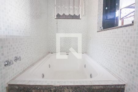 Casa para alugar com 120m², 2 quartos e 2 vagas Casa para alugar com 120m², 2 quartos e 2 vagasbanheira hidro