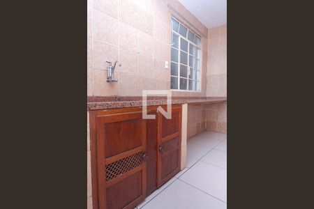 Casa para alugar com 120m², 2 quartos e 2 vagas Casa para alugar com 120m², 2 quartos e 2 vagasCozinha