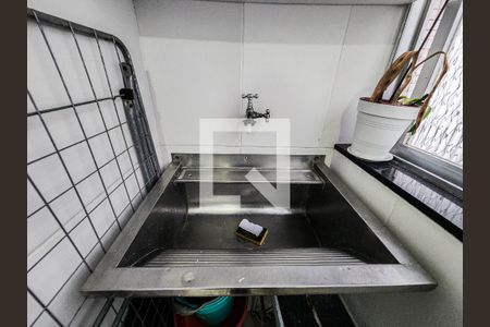 Apartamento para alugar com 130m², 3 quartos e 1 vagaÁrea de Serviço