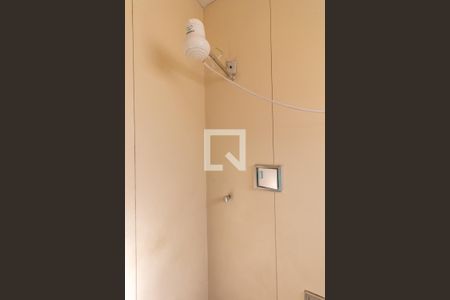 Casa à venda com 320m², 2 quartos e 6 vagasBanheiro Social