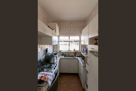 Casa à venda com 320m², 2 quartos e 6 vagasCozinha