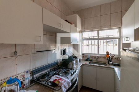 Casa à venda com 320m², 2 quartos e 6 vagasCozinha