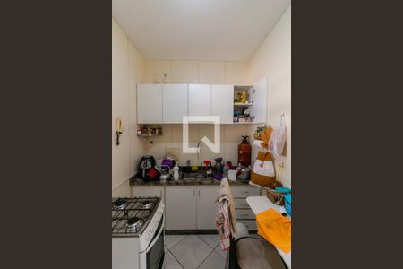 Cozinha de casa para alugar com 2 quartos, 320m² em Cachoeirinha, Belo Horizonte