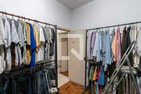 Casa à venda com 320m², 2 quartos e 6 vagasQuarto 4