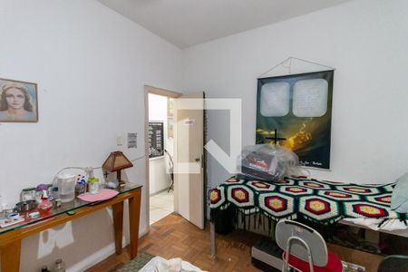 Casa à venda com 320m², 2 quartos e 6 vagasQuarto 3