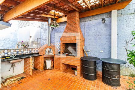 Casa à venda com 147m², 4 quartos e 3 vagas Casa à venda com 147m², 4 quartos e 3 vagasChurrasqueira