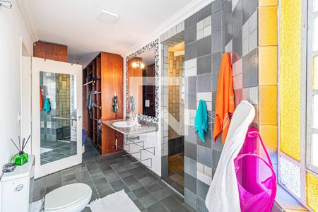 Casa à venda com 147m², 4 quartos e 3 vagas Casa à venda com 147m², 4 quartos e 3 vagasSuite - Banheiro