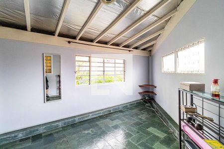 Casa à venda com 147m², 4 quartos e 3 vagas Casa à venda com 147m², 4 quartos e 3 vagasSuite - Escritório