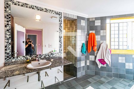 Casa à venda com 147m², 4 quartos e 3 vagas Casa à venda com 147m², 4 quartos e 3 vagasSuite - Banheiro