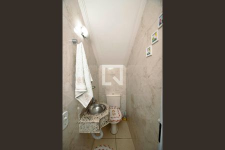 Casa à venda com 102m², 3 quartos e 2 vagas Casa à venda com 102m², 3 quartos e 2 vagasBanheiro 2