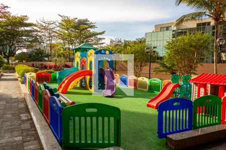 Apartamento para alugar com 78m², 2 quartos e 1 vaga Apartamento para alugar com 78m², 2 quartos e 1 vagaÁrea comum - Playground
