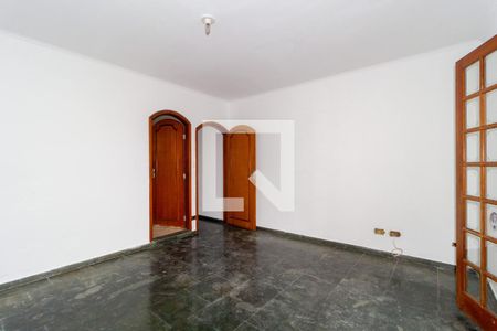 Casa à venda com 200m², 3 quartos e 2 vagasQuarto 3 - Suíte