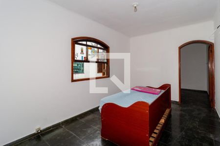 Casa à venda com 200m², 3 quartos e 2 vagasQuarto 2