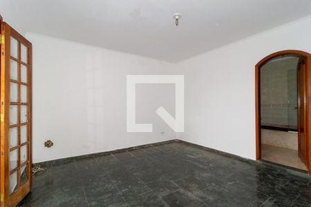 Casa à venda com 200m², 3 quartos e 2 vagasQuarto 3 - Suíte