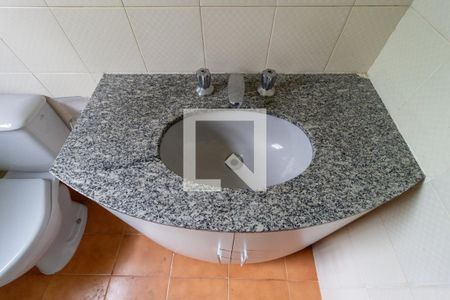 Casa à venda com 200m², 3 quartos e 2 vagasDetalhe Banheiro - Social