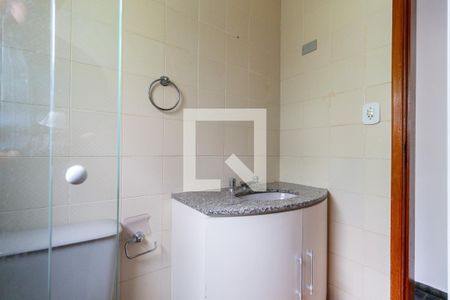 Casa à venda com 200m², 3 quartos e 2 vagasBanheiro - Social