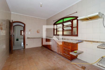 Casa à venda com 200m², 3 quartos e 2 vagasCozinha