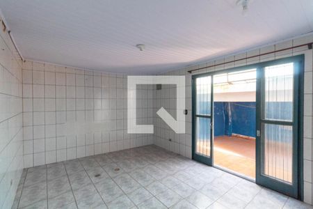 Quarto 1 de casa para alugar com 2 quartos, 100m² em Vila Araguaia, São Paulo