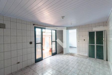 Quarto 1 de casa para alugar com 2 quartos, 100m² em Vila Araguaia, São Paulo