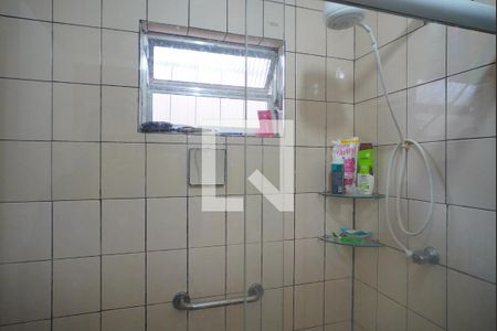 Casa para alugar com 107m², 2 quartos e 5 vagasBanheiro