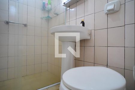 Casa para alugar com 107m², 2 quartos e 5 vagasBanheiro