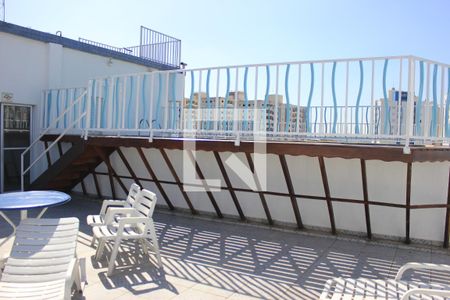 Apartamento para alugar com 66m², 2 quartos e 1 vagaÁrea comum - Piscina