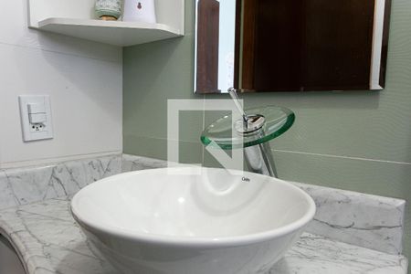 Apartamento à venda com 63m², 2 quartos e 2 vagas Apartamento à venda com 63m², 2 quartos e 2 vagasBanheiro Social