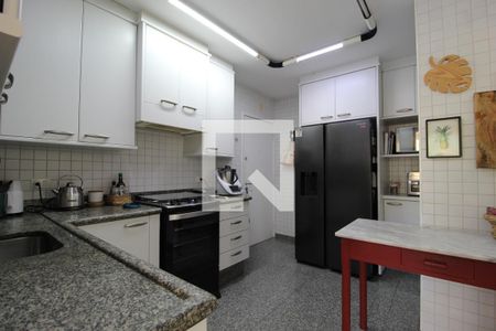 Apartamento à venda com 130m², 3 quartos e 1 vagaCozinha