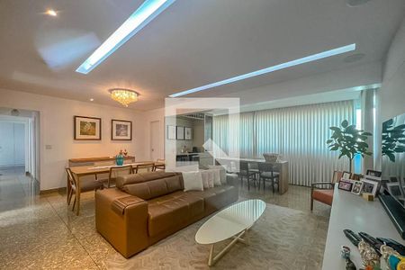 Sala de apartamento para alugar com 4 quartos, 132m² em Buritis, Belo Horizonte