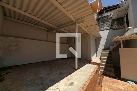 Casa à venda com 200m², 3 quartos e 4 vagasÁrea externa