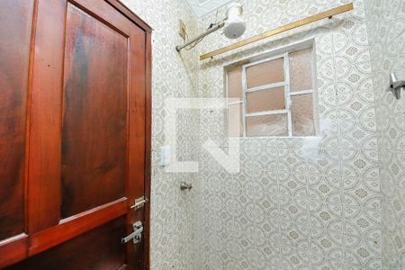 Casa à venda com 200m², 3 quartos e 4 vagasBanheiro 2